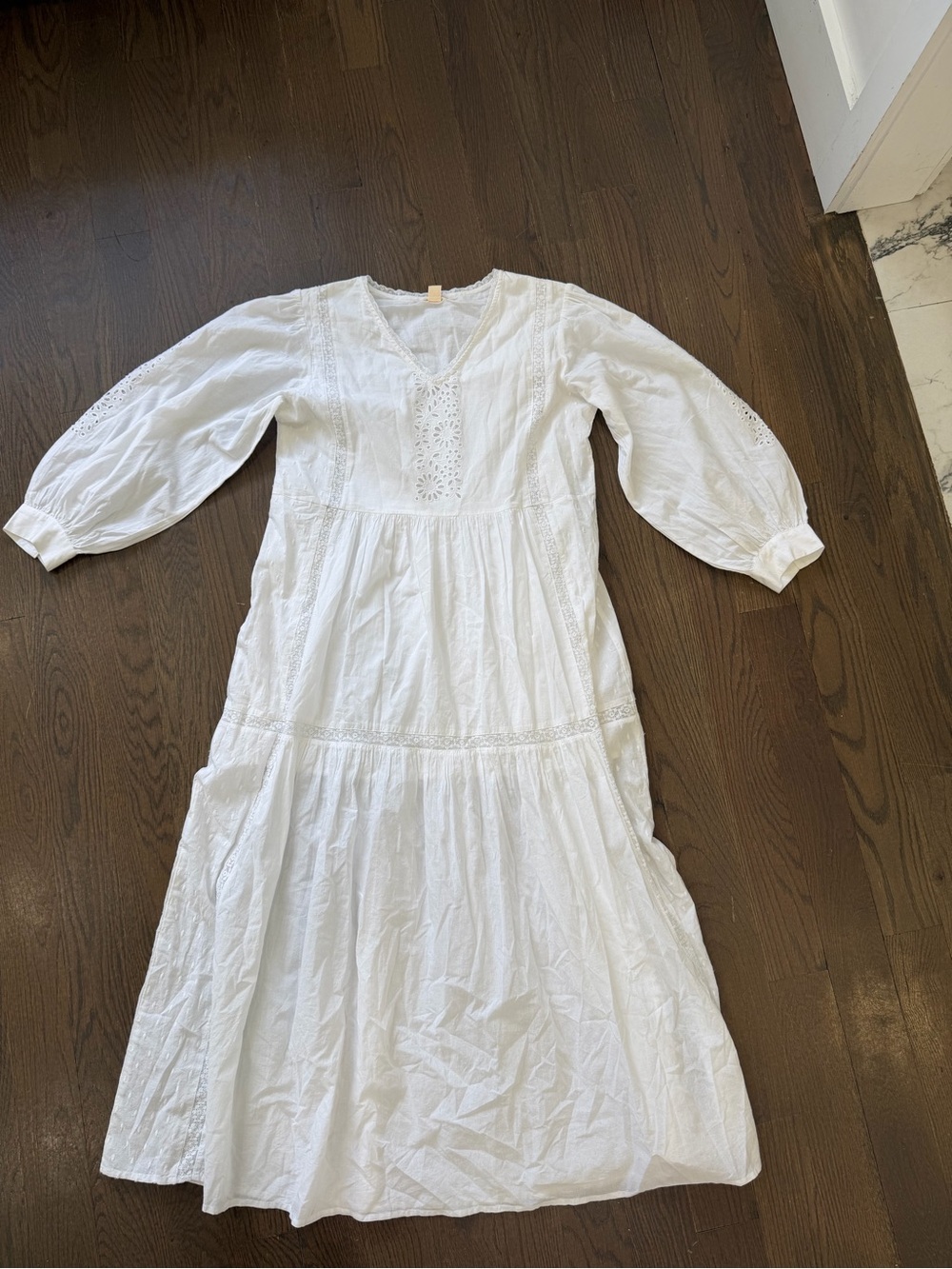Bellerose White Lace-Trimmed V-Neck Top